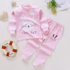 Set di abbigliamento Pigiama per bambini in puro cotone Pigiama per bambina per neonato Simpatico cartone animato Abbigliamento per la casa per bambini