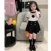 Set di abbigliamento Gonna da ragazza 2024 Versione coreana estiva Set T-shirt floreale semplice Abito a due pezzi pieghettato alla moda