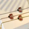 2021 Série Coccinelle Mode Trèfle Bracelets De Charme Bracelet Chaîne De Haute Qualité S925 En Argent Sterling 18K Or Rose Pour FemmesFilles We267V