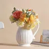 Jarrones Jarrón de cerámica con forma de botella de agua en relieve creativo, arreglo de flor de habitación para el hogar, decoración de mesa de comedor, boca ancha blanca