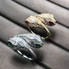 Designer Bvlgary smycken Baojia Jinggong Spirit Snake Series Open Ring Double Snake Belt Diamond Green Red Snake Spirit Ring Wind Light Luxury