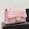 25 cm damer mini flap crossbody designer väskor rosa och vit tweed flerfärgad klassiska handväskor guldfärgade metallkedjor kontrast307g