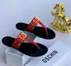 6009 Designer Womens Flip Flops Slippers Hårdvara Engelska Dekorativa Herringbone Slides mode Kvinnor Sandaler Summer Flat Shoes