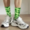 Chaussettes pour hommes Saint-Patrick Merch Nature non glissée Green Four Leaf Clover laisse l'équipage au chaud pour le cadeau d'anniversaire des femmes