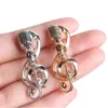 Broschen Mode Musical Note Einfache Allgleiches Mikrofon Metall Pins Für Männer Frauen Retro Party Schmuck Kleidung Zubehör Geschenk