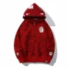 НОВАЯ толстовка на молнии с красным камуфляжным принтом «Акула» и логотипом на голове