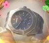 Multi Styles Design Automatiska datum Män tittar på lyxmode RUBITLESS ROINELT STÅL Band Quartz Movement Clock Skeleton Bezel Leisure Wristwatch Presents