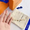 Bracelets w stylu mody Kobiety Boguń Biegła Mankiet Mankiet Projektantka Letter Jewelry Crystal 18K Gold Stated Stael Wedding 234D