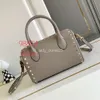 Designers Purse Lady Velentino Designer Bag Lady Casual Bags VSling Stud Litchi Grain Cowhide Handväska stor kapacitet Rivet Pillow Single Shoulder Crossbody to 1yi22