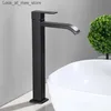 Robinets de lavabo de salle de bains Robinet d'eau froide simple en acier inoxydable noir, opération de peinture noire, robinet de lavabo de salle de bains, robinet haut Q240301