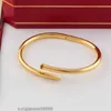 Bracciale per unghie Bracciale in oro con diamanti Gioielli per donna Uomo Bracciale Tutti i diamanti Gioielli in acciaio inossidabile Non allergico Bracciali per unghie a colori velociGR51