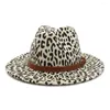 Berretti QBHAT Europeo US Autunno Inverno Stampa leopardata Jazz Cappelli Fedora con fibbia per cintura Decor Uomo Donna Panama Trilby Cappello in feltro di lana