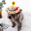 Abbigliamento per cani Cappello Costume Cappelli di staglia Accessorio con fiore lavorato a maglia Sottogola regolabile per gatti Shih Tzu Carlini Cani di piccola razza