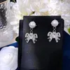 Orecchini a bottone in puro argento sterling 925 con fiocco dolce perla da donna accessori di gioielli di lusso festa di anniversario di matrimonio