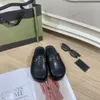 Designer Princetown Chinelos G Carta Flat Mules Preto Marrom Sandálias Genuínas Mocassins De Couro Sapatos Homens Mulheres Veludo Senhoras Sapato Casual Mule Metal Fivela Sapato