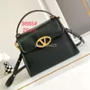 designers purse lady Large Bags Designer Bag Lady Velentino Casual Vsling Stud 2024 New Popular Fashionable Small Design Single Shoulder Crossbody Handheld Wo 4B05