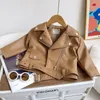 Primavera otoño chaquetas de cuero para niños para 2-8 años clásicos guapo bebé niño pu prendas de vestir exteriores ropa para niños cremallera mosca abrigos 240222