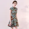 Vêtements ethniques Sexy Court Cheongsam 2024 Été Petit Parfum Amélioré Filles Élégant Quotidien Mince Style Chinois Robe De Soirée Qipao Pour