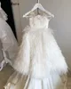 Flickor White Tassel Wedding Dress Children Pärlade broderier Backless Princess Dresses Ball Gown Kids Piano Performance Costumes Z6921