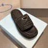 2024 verão designer sandálias chinelos de luxo das mulheres sandálias fivela ouro preto marrom tecido slides sandálias casuais