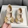 Soft Girls Mary Janes for Party Wedding Shows Soft Breatheable Simple Kids Fashion Pearls Princess Shoes Hook Loop 240226