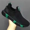 NXY Spring and Summer Men's Shoes Solid Color Sports Casual mångsidig Flying Woven New Korean Version Net