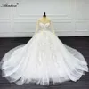 Alonlivn Luxe Manches Longues Robe De Bal Robe De Mariée Perles Perles Paillettes dentelle Chapelle Train Illusion Scoop Robes De Mariée Peuvent être Personnalisées