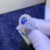 Anéis de cluster Anel de safira azul 1.04ct Real Pure 18K Natural Unheat Royal Gemstone Diamonds Stone Feminino