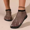 Sandálias moda feminina plana strass rede de pesca fundo calçados sapatos de festa romana zapatillas mujer 2024