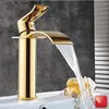 Wastafelkranen Wastafelkraan goud wit waterval messing badkamermengkraan koud en warm wastafel Q240301