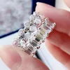 Drop Ship Rulalei Original Wedding Rings Spakrling Luxury Smycken 925 Sterling Silver Emerald 5A Cubic Zircon Cz Diamond Elegant Party Löfte Kvinnor Ring Present