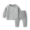 Vêtements de bébé Ensembles Ensembles Coton Printemps Né Garçon Fille Vêtements Pour Bébés Hauts Et Pantalons Pull Tricoté Bébé Pyjamas Ensembles 240226