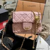 CC Çantalar Lüks Marka Tasarımcısı Crush Gold Ball Classic Mini Flep Squilted Ayarlanabilir Altın Metal Donanım Matelasse Zincir Crossbody Omuz El