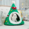 Mats Christmas Cat Bed Dog Tent House Mat de compagnie chaude lit de Noël Forme d'arbre de Noël Chat House House Soft Plux Nest Cat Lit de couchage