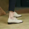 Casual skor kvinnor äkta läder oxfords smallhut vårens höst svart beige låga tjocka klackar eleganta fyrkantiga tå damer snörning