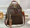 Luxurious Designers Sacs Backpacks Knapsack Bookbag Mens Women School Liber Bag Sac Mes d'embouteillage en cuir authentique en cuir