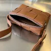 Kaseta 10a jakość BV oryginalna skórzana torba na ramię torebka 20 cm mężczyzn słynne projektant intrecciato cowhide mascline torba crossbody torba bezpłatna wysyłka vv056