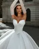 Arabic Dubai Elegant Plus Size Ball Gown Wedding Dresses Sweetheart Pleats Long Sleeves Court Train Wedding Dress Bridal Gowns for Party Vestidos Custom Made