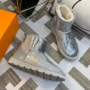 2024 مصمم جديد للأحذية الفاخرة الحذاء الأصلي جلود مارتن أحذية الكاحل في الكاحل امرأة أحذية رياضية قصيرة الحذاء المدربين