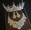 Sälj Highend Bride Wedding Crown Halsbandörhängen Tredel Crystal Icicle Princess Birthday Crown Bankett Tiara 9994987