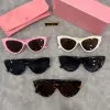 Lunettes de soleil de créateur de mode lunettes de soleil œil de chat pour femmes lunettes de soleil peplum lettre premium qualité supérieure