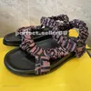 Sandals Famous Designer Paris Women Sandals Slides Slippers fashion Pillows Comfortable Black Pink Summer Fashion Slide Beach Slippers Flip Flops shoes