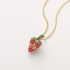 Designer Viviennes Westwoods Vivenne Westwoods smycken Hög version Empress Dowager Vivienne Vivienne lyxig och lyxig Leonela Small Strawberry Necklac