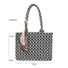 Kvällspåsar 2023 Flower Womens handväska Luxury Brand Bag Jacquard broderad shopping strand axelväska stor duk handväska mode bolsos j240301