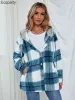 Jackor Spring Autumn Long Sleeved Coat Women Fashion Plaid Jacket 2023 Casual Flanell Checkered Hoodies Over -skjorta Skjorta för kvinna