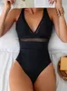 Vrouwen Badmode Eendelig Badpak Vrouwen 2024 Zwart V-hals Sling Sexy Bodysuit Monokini Zomer Mesh Strandkleding Badpak vrouwelijke