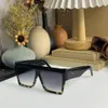 Lyxiga solglasögon för kvinnor ovala designer solglasögon för män reser mode adumbral strand solglasögon goggle 9 färger