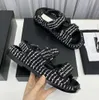 Sandali da donna firmati Vitello in cristallo Scarpe casual da canale Ciabatte da donna con plateau trapuntato Pantofole da spiaggia estive di alta qualità