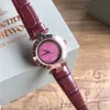 Designer Viviennes Westwoods Western Empress Dowager Saturn Montre pour femme Luxe léger Petit et petit Simple et à la mode Violet Cuir véritable Montre pour femme