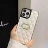 iPhone 15 Pro Max Designer Puffy Phone Case لـ Apple 14 13 12 11 XS XR 8 7 Plus 2 in 1 Luxury Pu Leather Diamonder Mardware Cover Cover Back Cover Coque Fundas